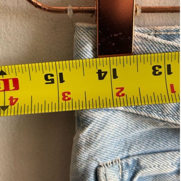 Levis Women Straight Leg High Rise Column Taper Patchwork Jeans Denim Size 25 30 - Picture 2 of 14